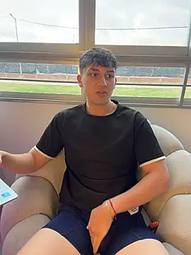 OLIVER_K Chat XXX live
