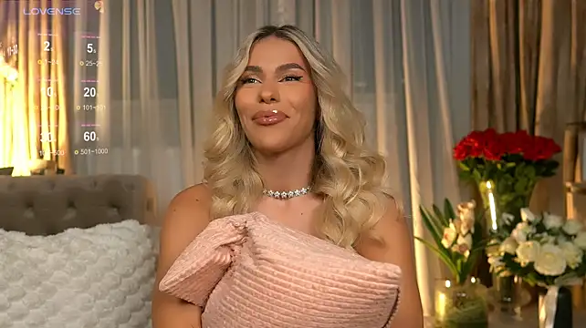 ChloeVelvetx's Live XXX Chat