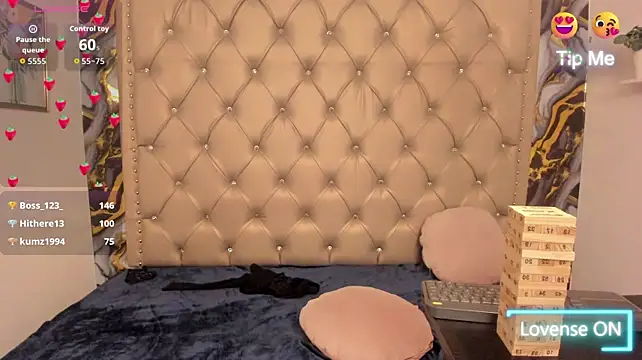 Mia_Madhison Chat XXX live