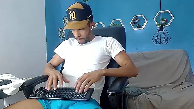 Chat XXX ao vivo de Ehkay_
