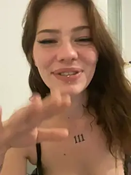 SunnyBunny19 Live XXX-Chat