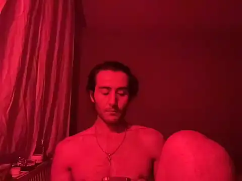 MAYBEYOUTWTn Live XXX chat
