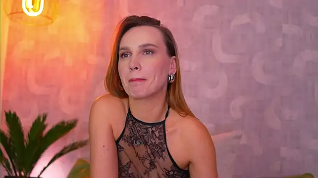 צ'אט XXX בשידור חי של MargoHillX