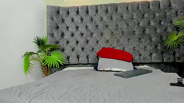 Miasinclare's Live XXX Chat