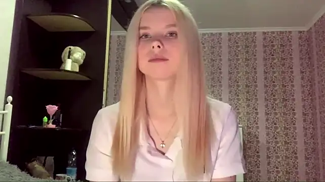 EdwinaDespres Chat XXX live
