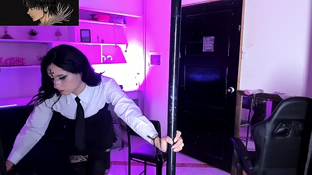 Živý XXX chat la_bommbastic
