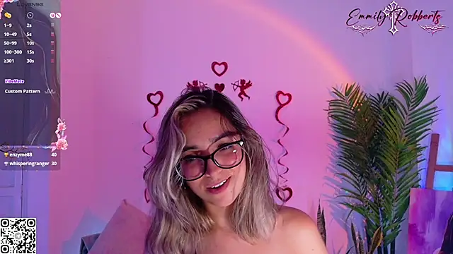 Emmi_Roberts Chat XXX live