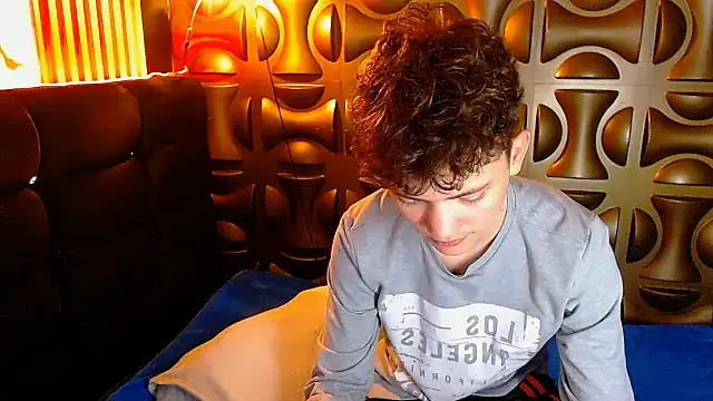 cruz_dante Chat XXX live