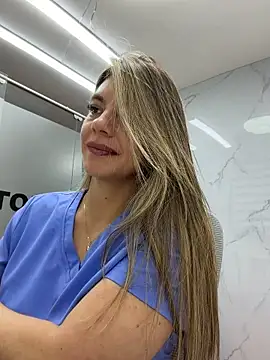 Chat +18 de alicee16 ao vivo