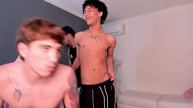 Handsomeboyss19 Chat XXX live