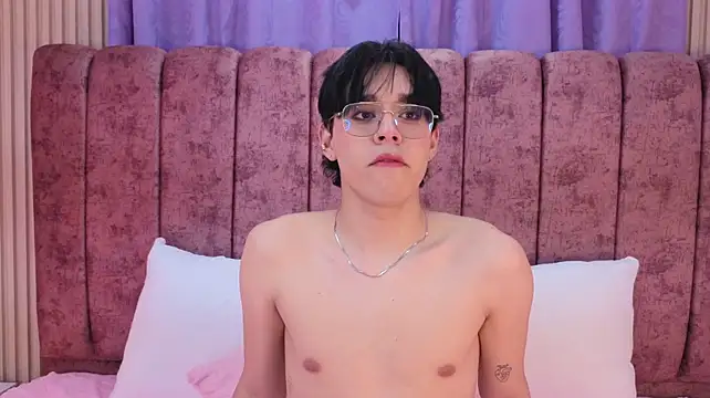 Chat XXX ao vivo de TomParker_