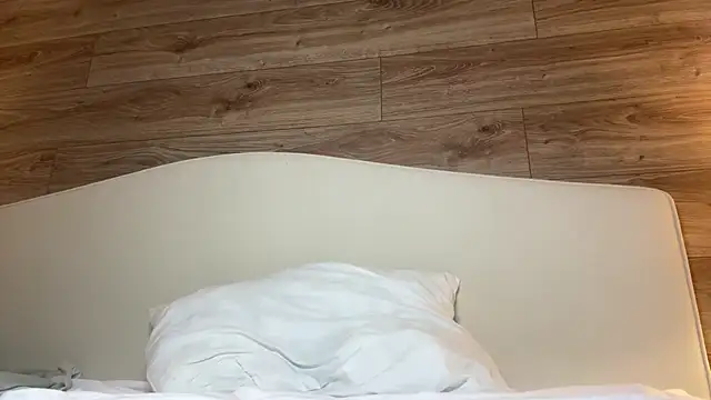 MissEvelynGlow Live XXX-chat