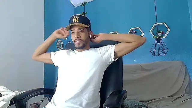 Ehkay_ Chat XXX live