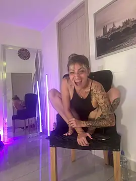 daiila_jonnes Chat XXX live
