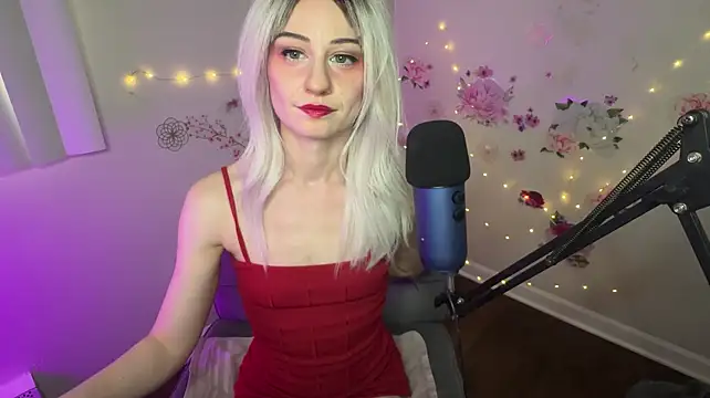 PrincessStarrXXX Chat XXX live