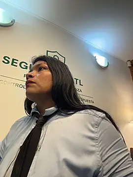 XXX chat uživo modela Emilly__Bown_
