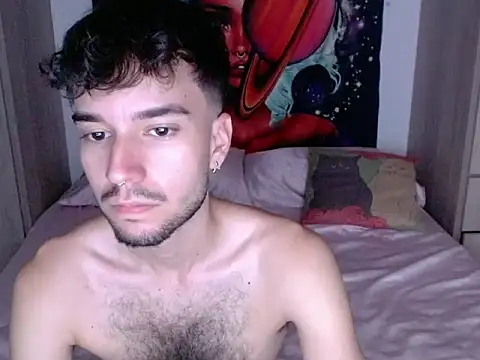 Онлайн чат XXX Adrien_polo