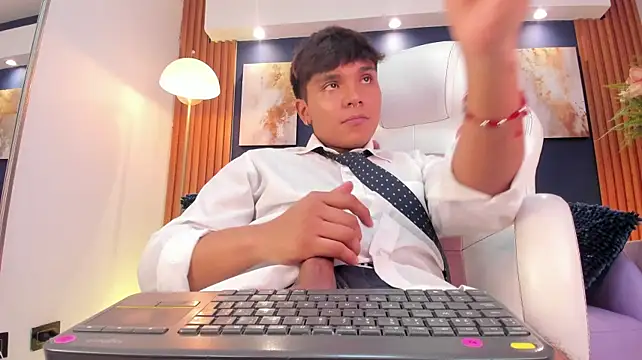 Thiago_Knox Live XXX Chat