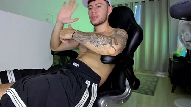 Chatroom XXX en direct de Christopher_Well