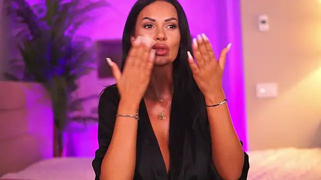 BiancaCain's Live XXX Chat