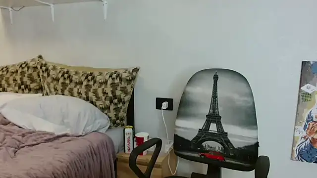 XXX chat uživo modela Aleks212026