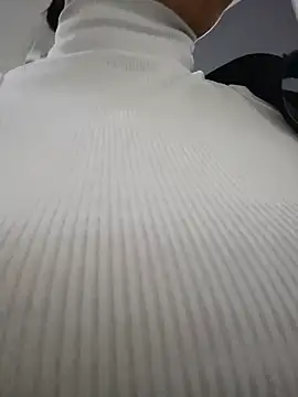 SOFIA-11_'s Live XXX Chat