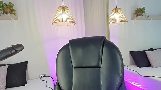 Isabella_Whiitee_'s Live XXX Chat