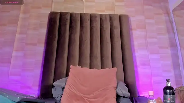 Živý XXX chat Isaac_Grey