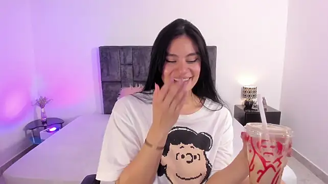 Chat XXX en directo de Maylin_Garcia