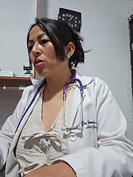 JustSamantha_ Adlı Modelin Canlı XXX Sohbeti