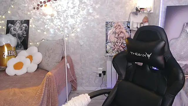 NickyAdamidi Chat XXX live