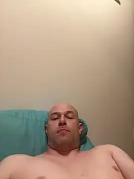 Show modela BisexualMen1993 na web-kameri