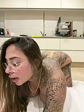 maferalvarexxx 网络视讯表演