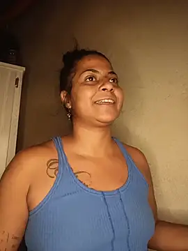 Chat +18 de Giselabrunette25 ao vivo