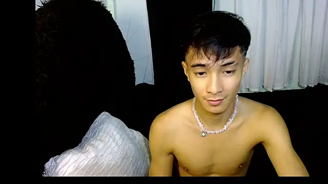 XXX chat uživo modela Twinkyecho