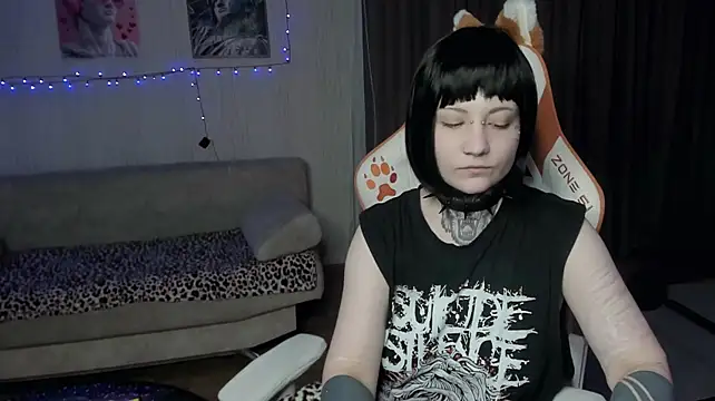acid_trip1l Chat XXX live