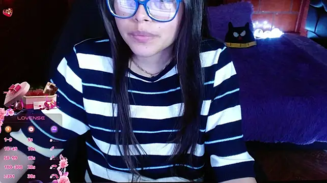 MidoriQuiinn's Live XXX Chat