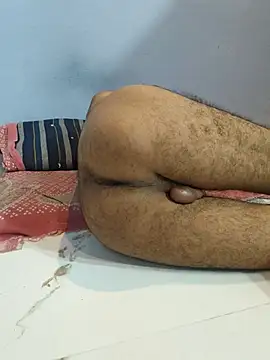 Sexyboycroy élő XXX-chatje