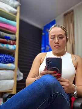 XXX chat uživo modela VIOLETA-25_