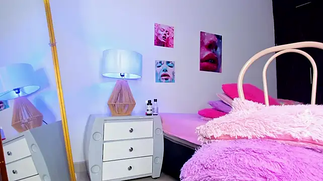 bell_popperr_ Adlı Modelin Canlı XXX Sohbeti