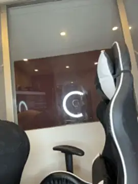 Chat +18 de samara-kitty ao vivo