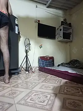 saggy1218's Live XXX Chat