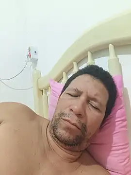 tutgfd 现场XXX聊天