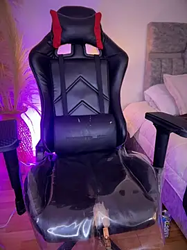 saracaball_ Adlı Modelin Canlı XXX Sohbeti