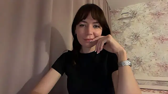 Kionela Adlı Modelin Canlı XXX Sohbeti