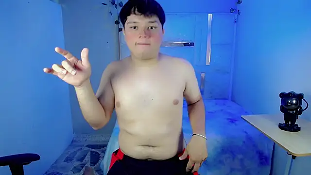 Tommy_cotton's Live XXX Chat