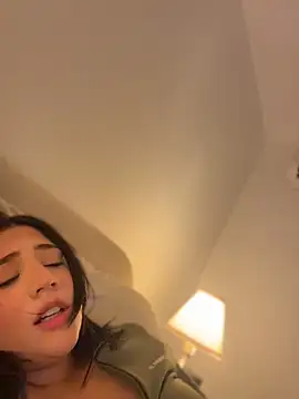 צ'אט XXX בשידור חי של vellaah