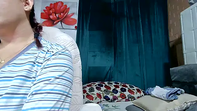 Filipina_Desire – Live XXX-chat