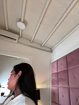 Belle_Noir's Live XXX Chat