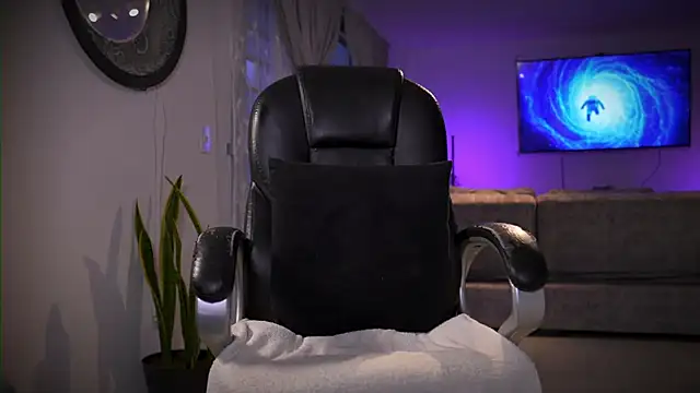 XXX chat uživo modela Frank_Farrell